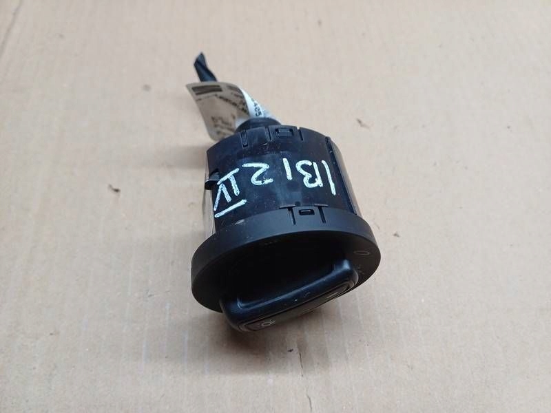 фото №1, Переключатель света seat ibiza iv lift 5g0941431aa