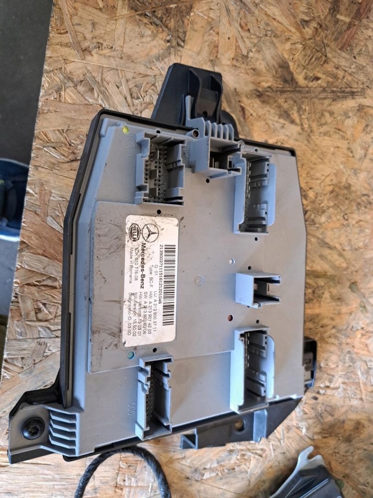 фото №1, Mercedes w213 модуль sam bsi блок керування 2139003711