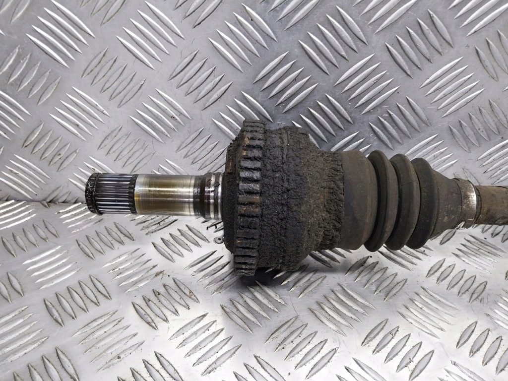 Приводной вал левая задняя opel omega b 2.2 dti Цена