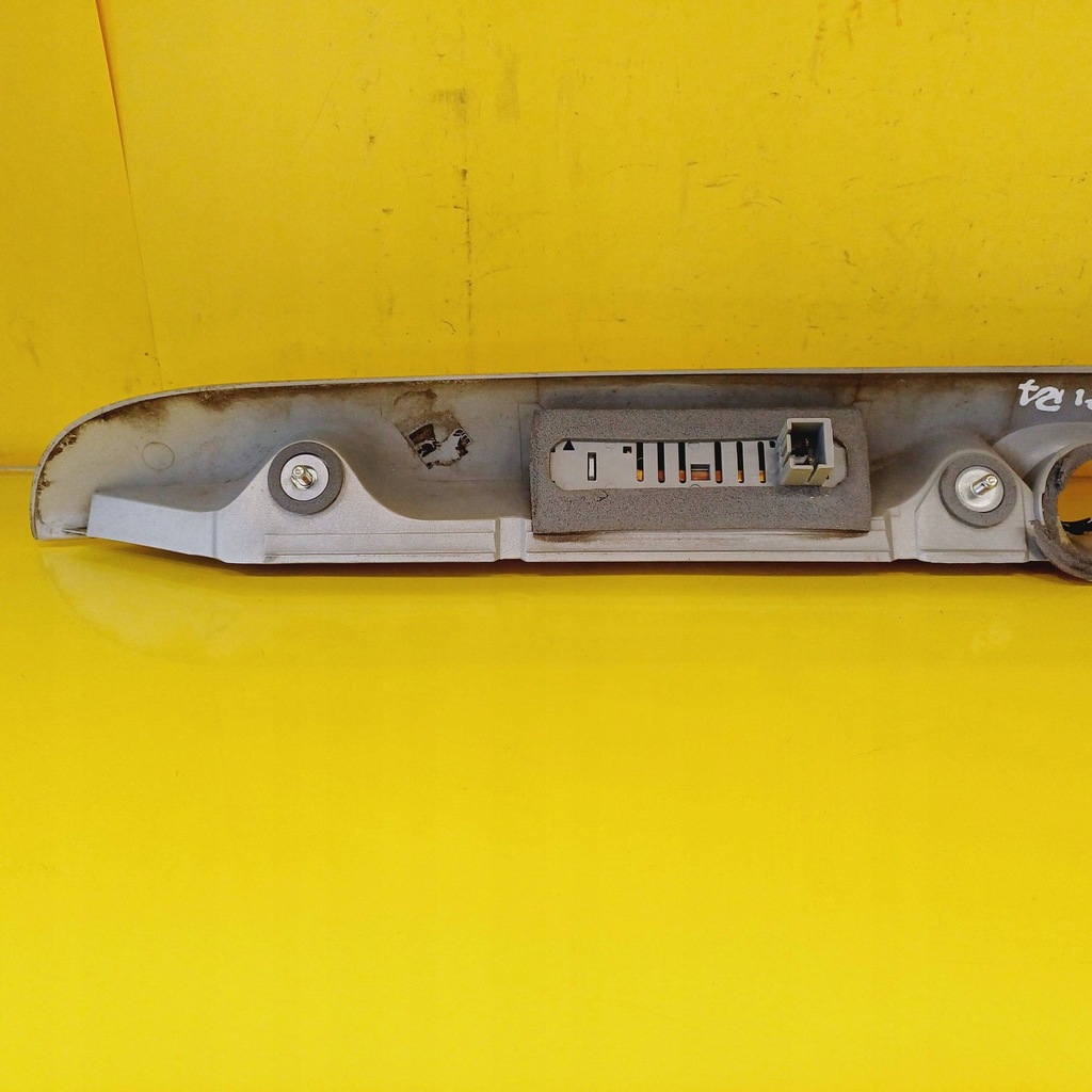 фото №9, Накладка крышки багажника opel zafira b 90579631 nr252