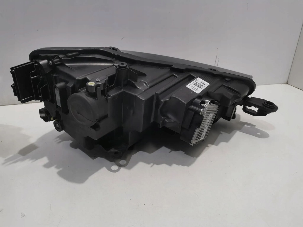 фото №12, Skoda scala лампа full led ліва права справні