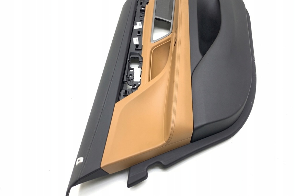 фото №8, Обшивка задних левых дверь bmw 7 g11, g12 105851602c 4.4l бензиновый 330kw