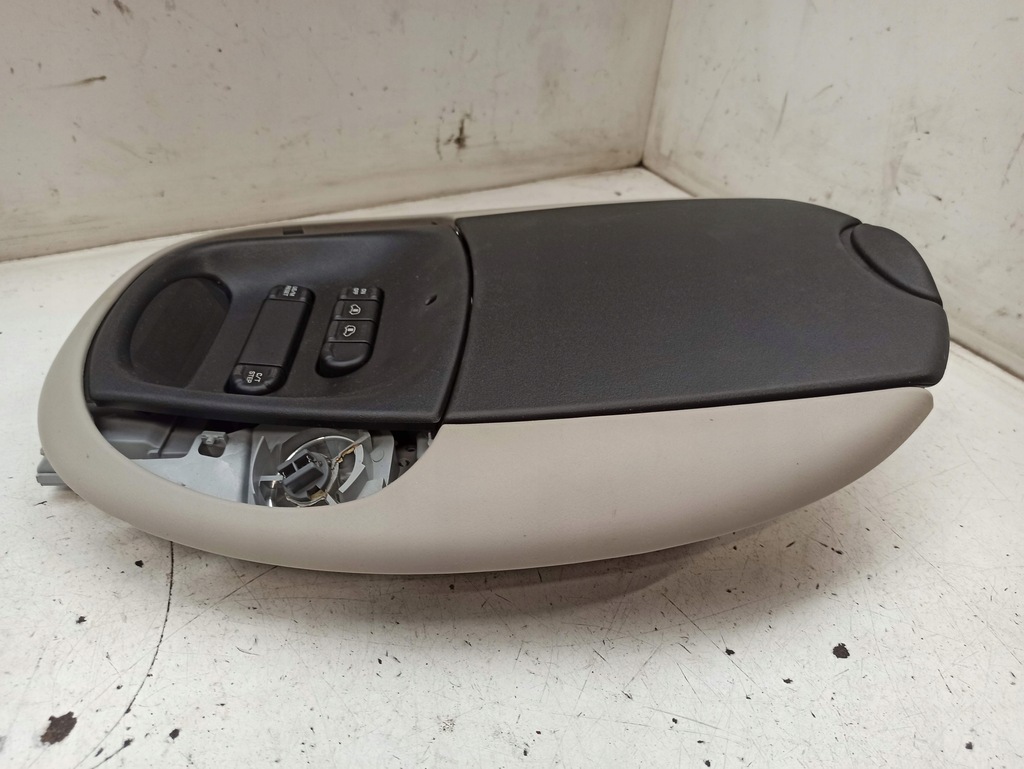 фото №10, Chrysler оригинальный номер voyager iv бардачок верхний лампа потолочный 04685699ac