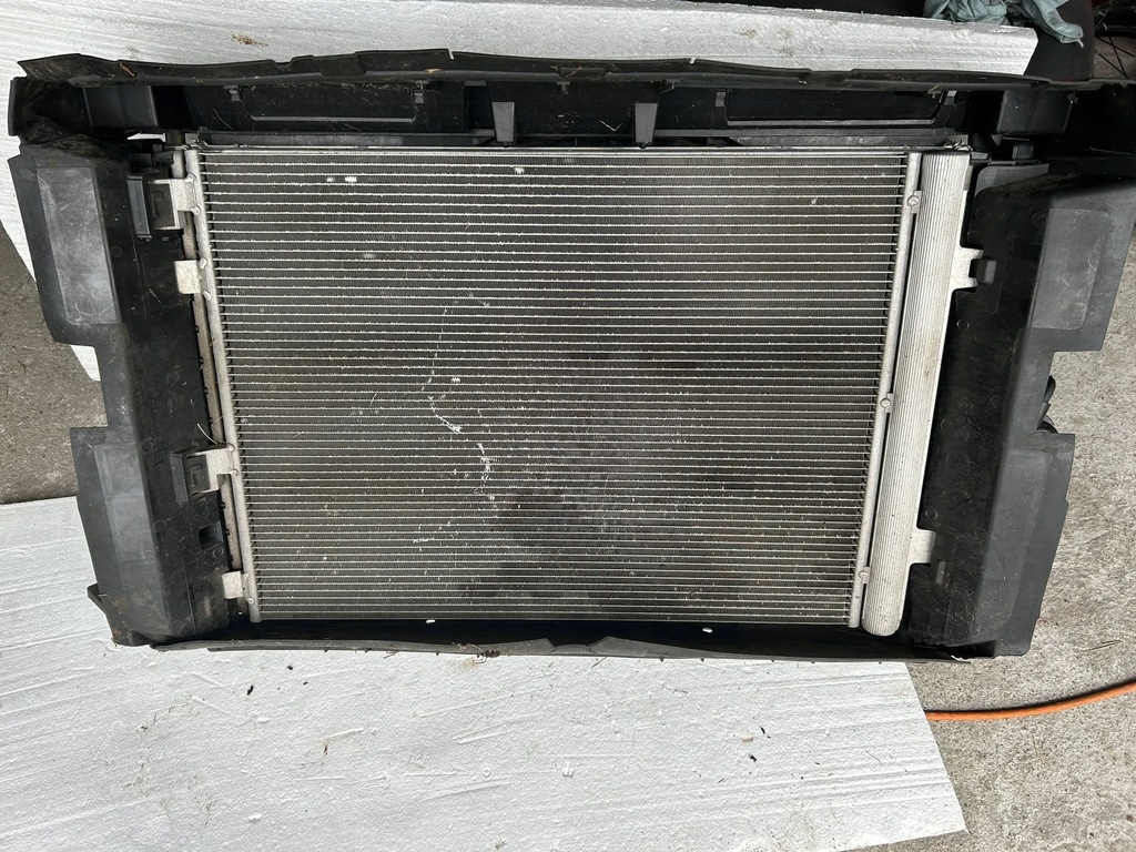 фото №1, Mercedes glb x247 2020 радиатор комплект оригинал cdi