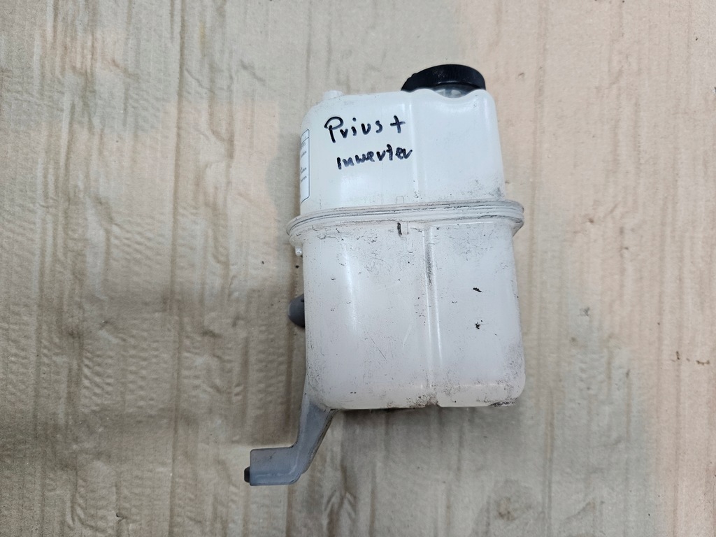 фото №1, Toyota prius plus бачок расширительный инвертора