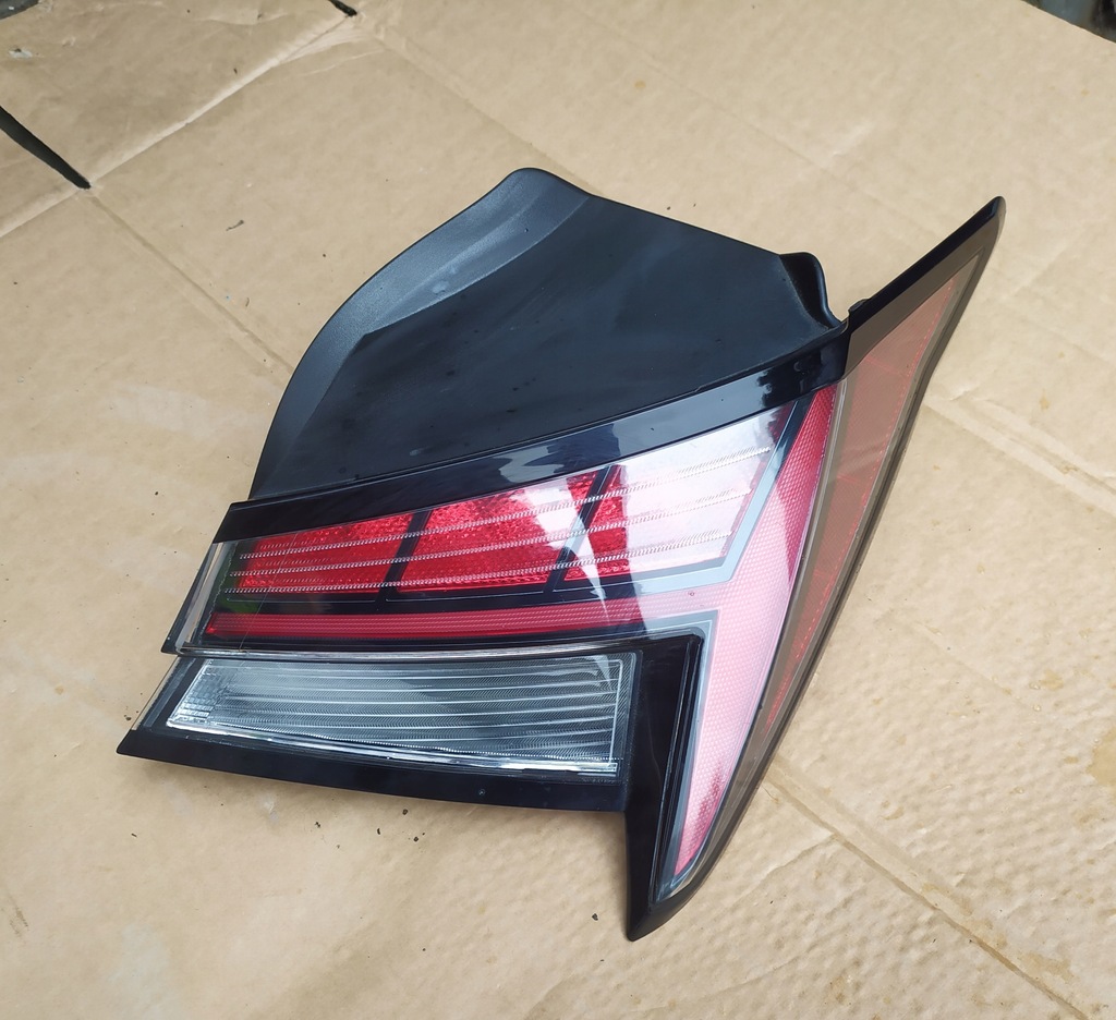 фото №1, Elantra vii лампа правий задня