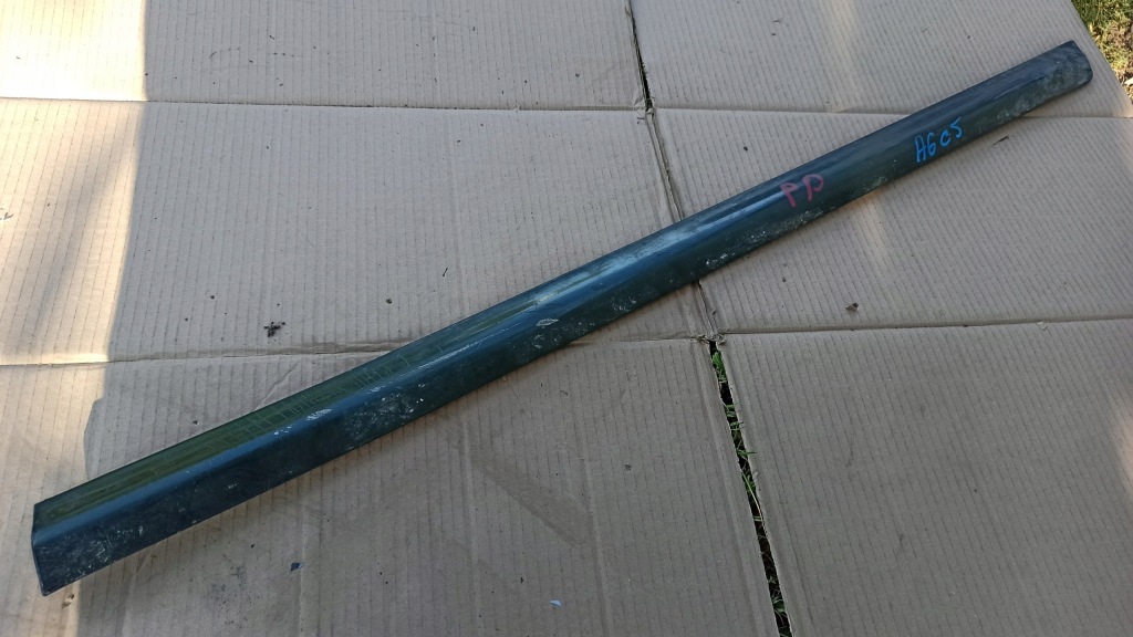 фото №1, Молдинг дверь правый перед audi a6 c5 нижняя