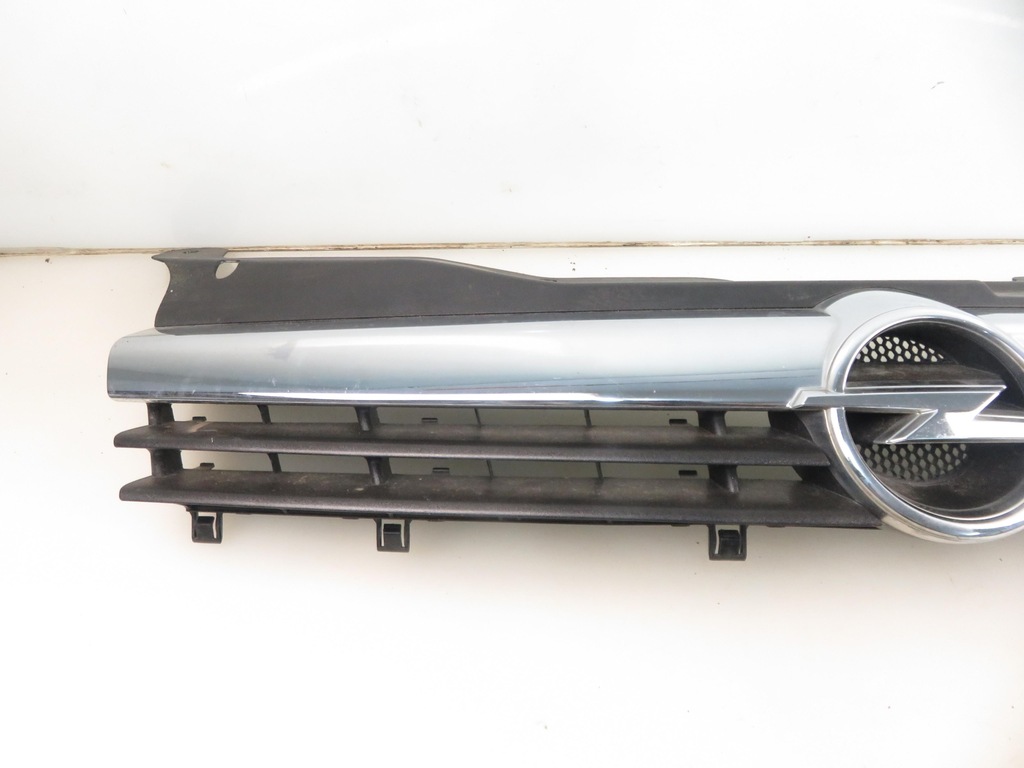 фото №9, Решітка радіатора решітка радіатора opel astra iii h 13108463