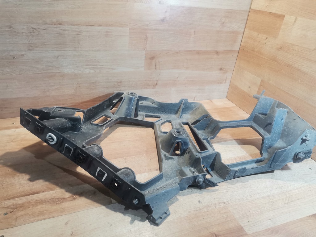 фото №9, Направляющая бампера правый задняя 9686699780 peugeot 508 1 i sedan 10-14