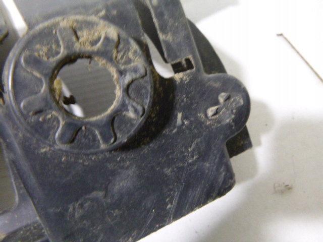 фото №8, Напрямна бампера середній задня peugeot 3008