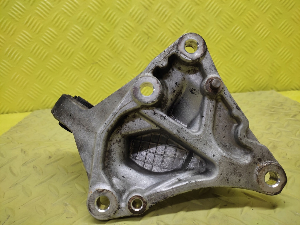 фото №5, Citroen c5 iii 2.0 hdi основание опора полуось 9683160950