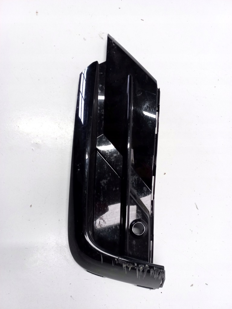 фото №1, Решітка бампера права vw tiguan r-line 5na853666d