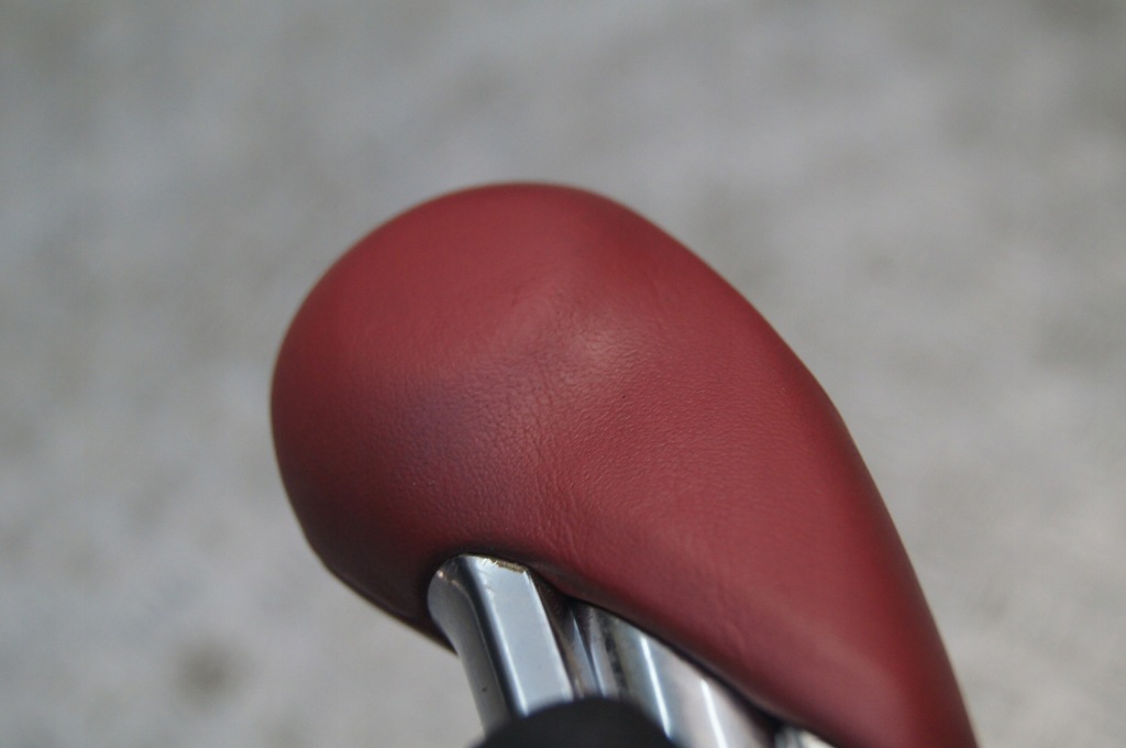 фото №10, Porsche 911 991 4s ручка переключения передач czerwona