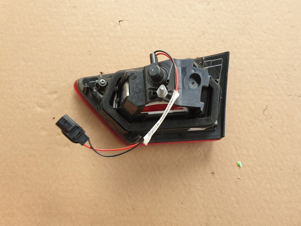 фото №3, Лампа левая задняя renault clio 4 iv 2015- lift