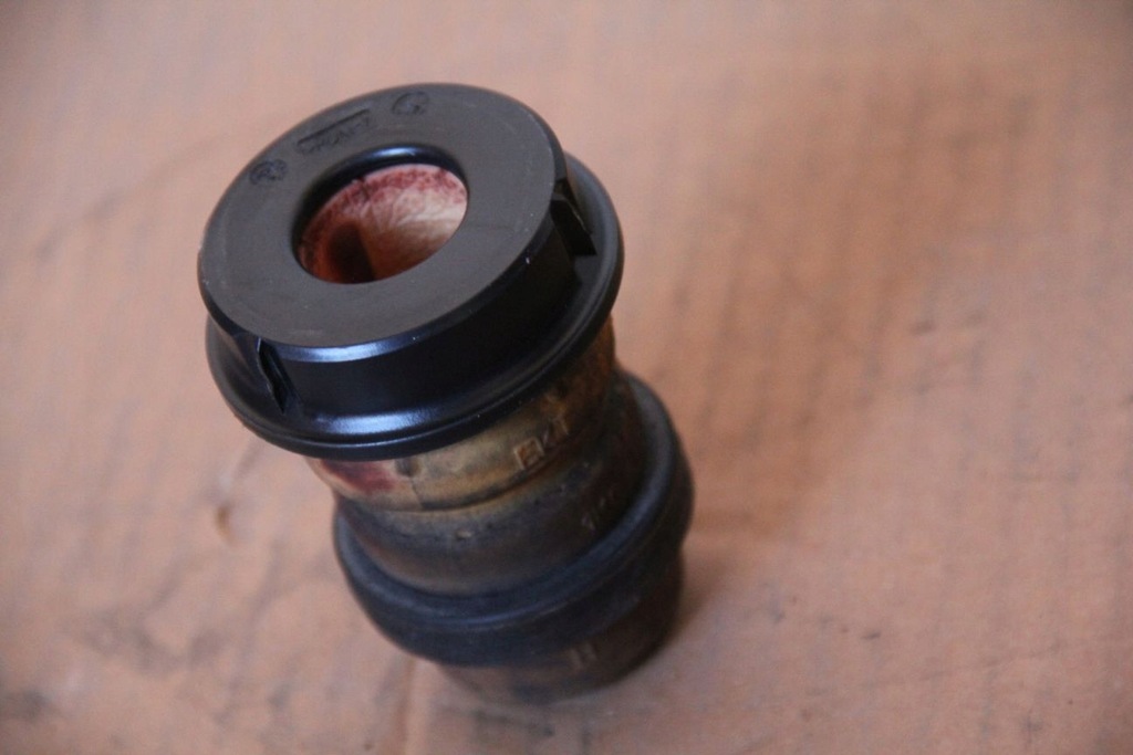 фото №1, Відбійник захист амортизатор перед vw atlas 1k0412303h