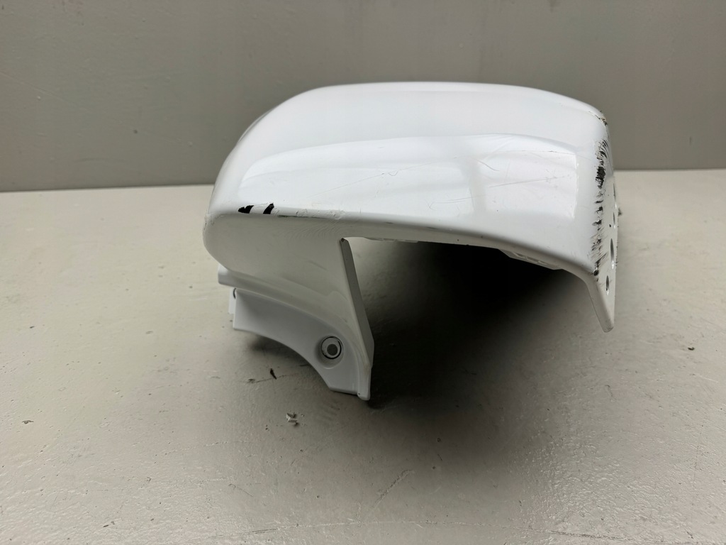 фото №12, Citroen jumpy iii 3 expert proace 16r- кутик бампера правий задня