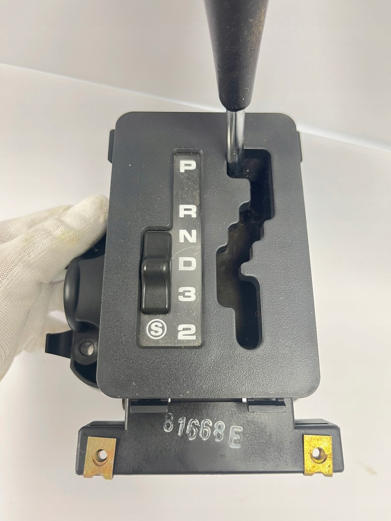 фото №14, Выборщик передач автоматическая коробка передач домкрат ручка кожа mercedes w124 w201 1242670405