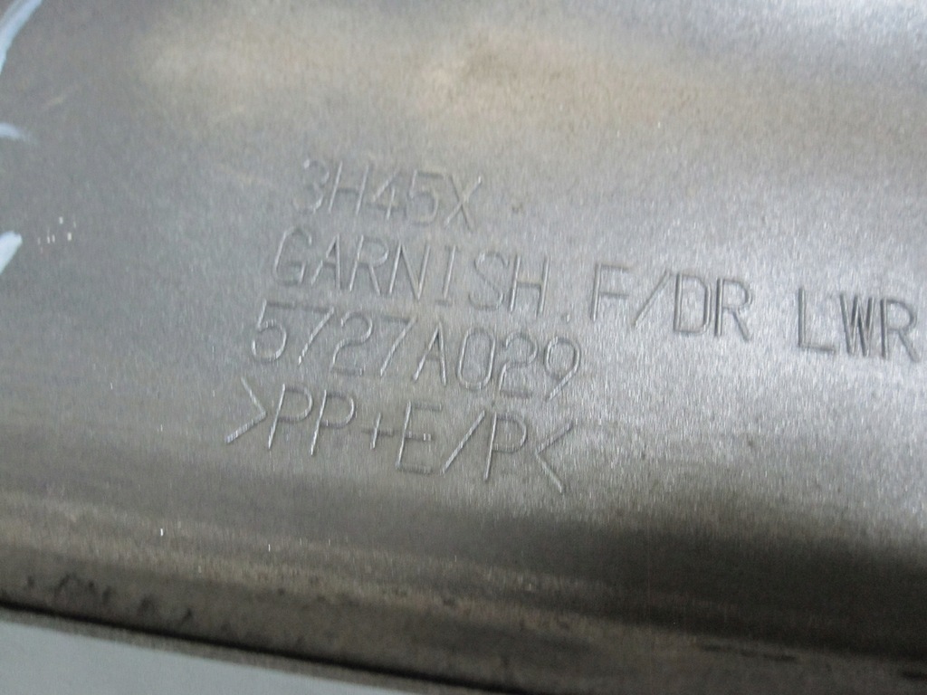 фото №7, Mitsubishi outlander ii 07r молдинг декоративная дверь левый перед 5727a029