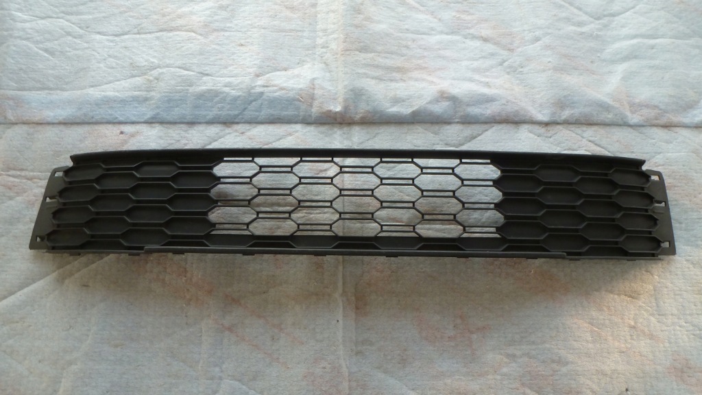 Купить Skoda fabia 3 решётка бампер перед 6v0-853-677-e
