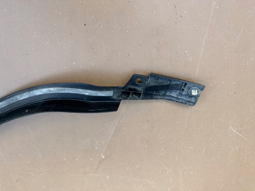фото №9, Lexus rx iv 4 450h 15r- молдинг крыла правый задняя