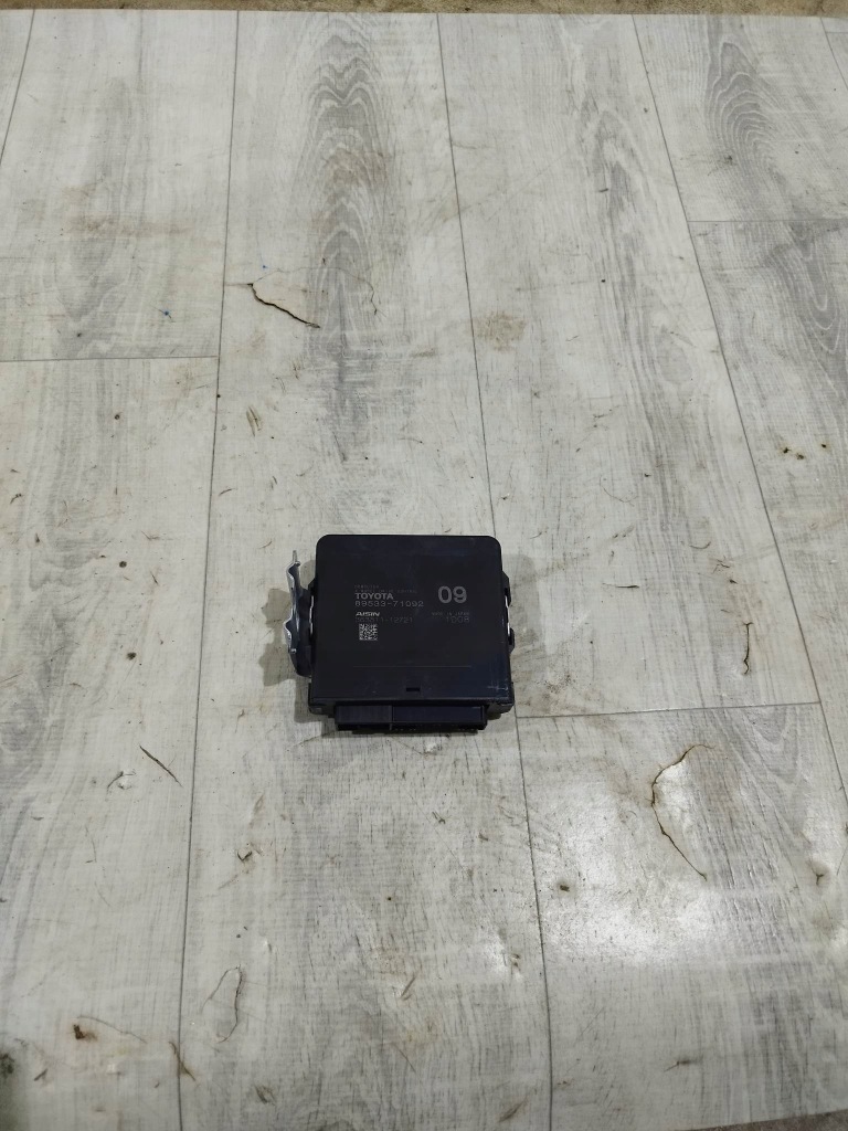 фото №1, Toyota hilux viii 2021 модуль блок управления