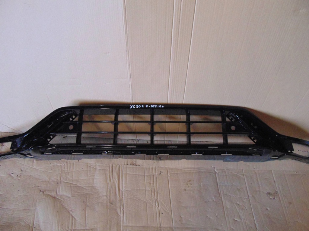 Volvo xc90 ii r-design накладка бампера 31663528 Доставка