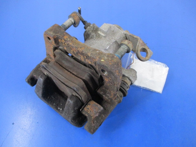 фото №1, Citroen c2 i 1.6 суппорт тормоза задняя правый lucas