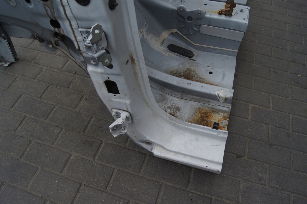 фото №8, Чверть права ліва перед clio iv