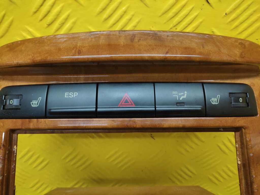 фото №1, Kia opirus панель рамка попільничка