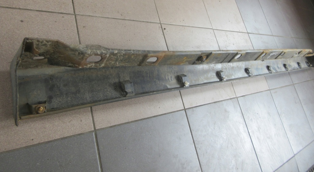 фото №5, Молдинг накладка поріг права daihatsu terios ii 06-