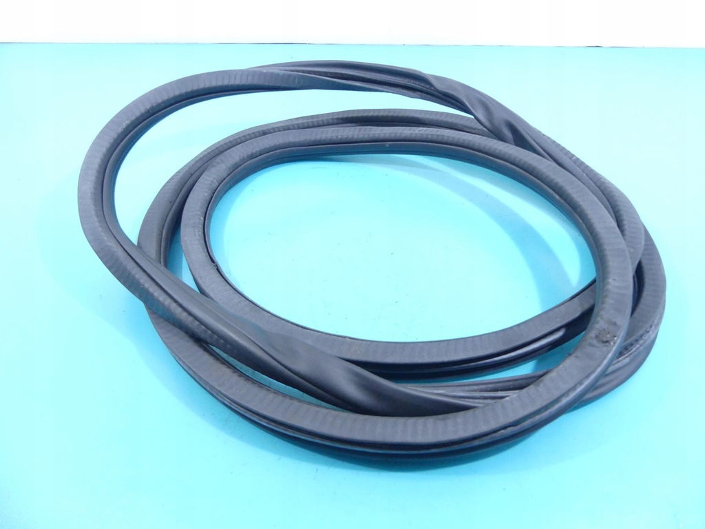 фото №1, Прокладка дверь задняя правый porsche cayenne ii 7p5