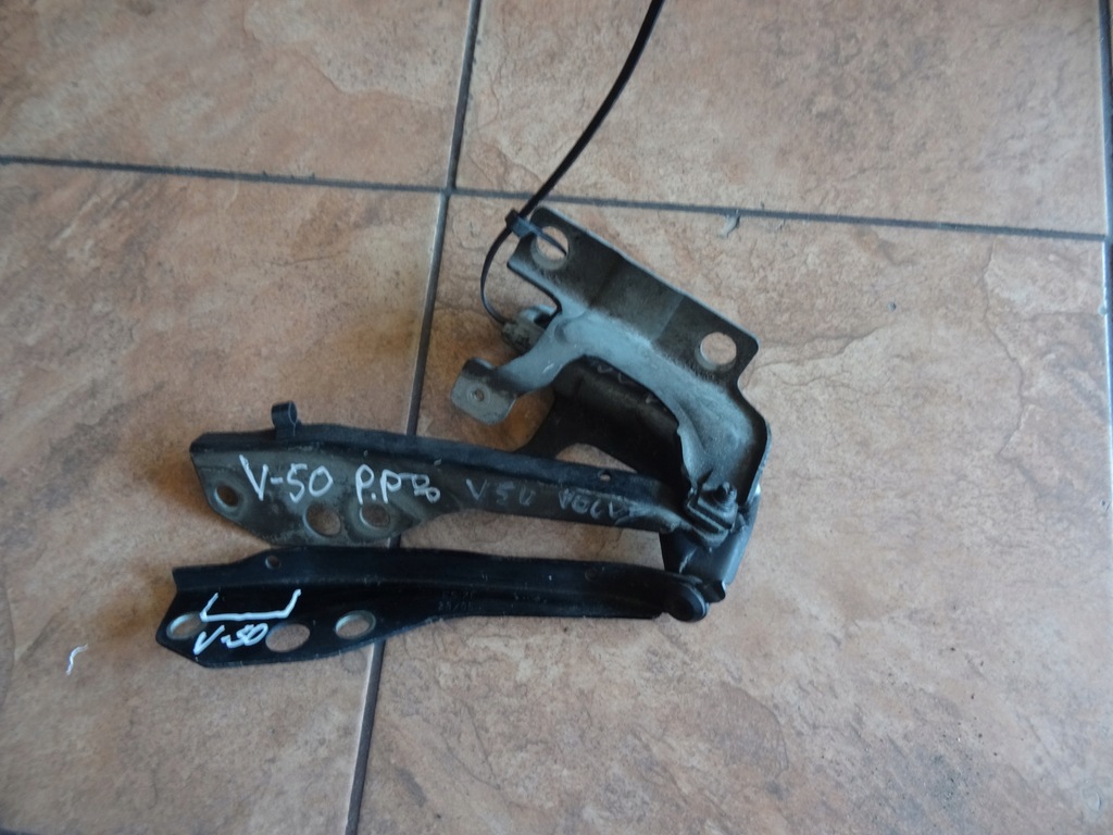 фото №1, Volvo v50 петлі капот 30753597