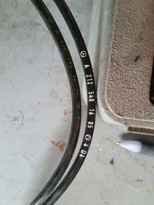 Купить Mercedes w218 датчик abs a2125402117 a2125401705