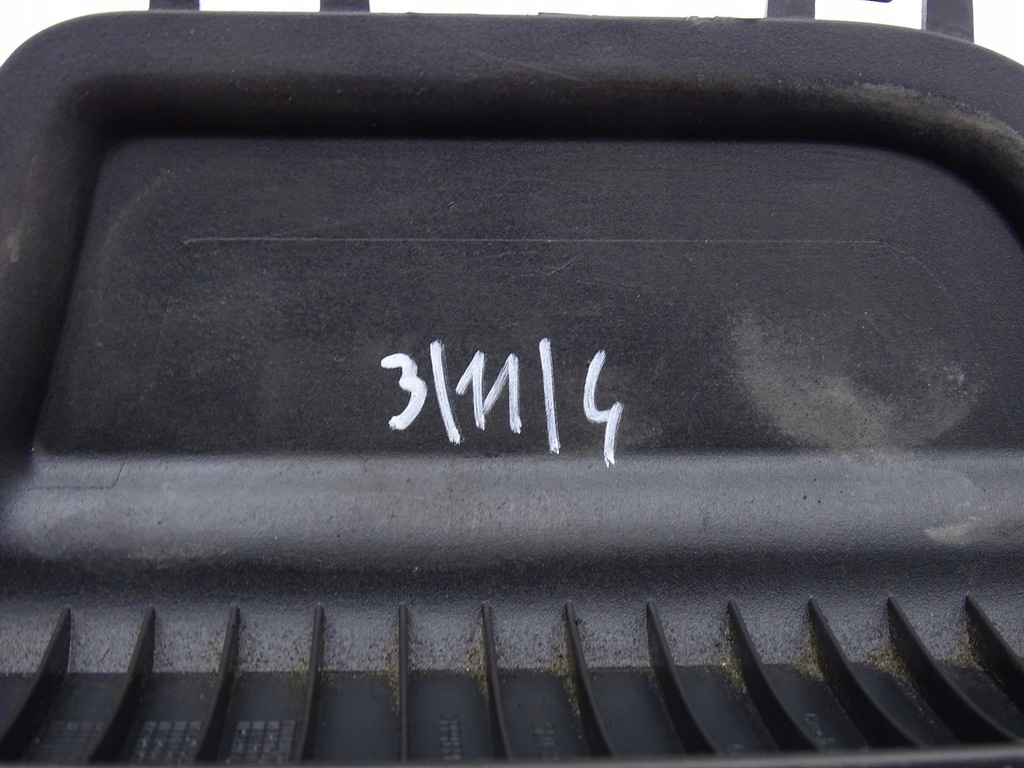 фото №7, Бардачок багажника skoda yeti i 5l lift 5l0868138a