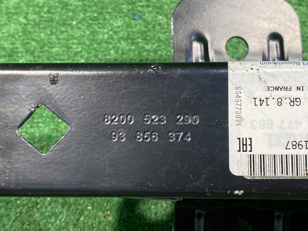 фото №8, Opel vivaro a кронштейн кронштейн крила лівий перед ліва передні 93161987