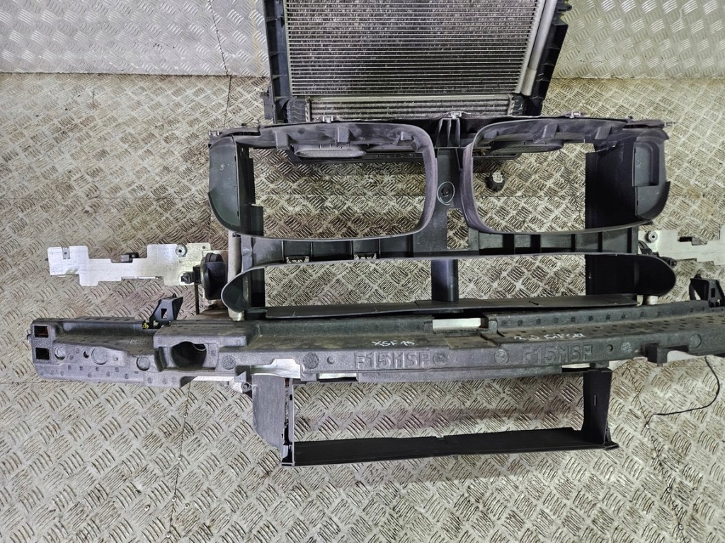 Ремень передний усилитель балка радиатор bmw x5 f15 x6 f16 3.0 дизель automa Киев