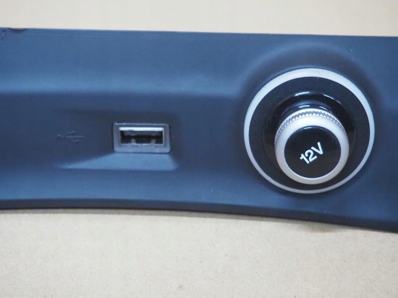 фото №2, Заглушка панелі port usb прикурювач alfa romeo stelvio 156115933