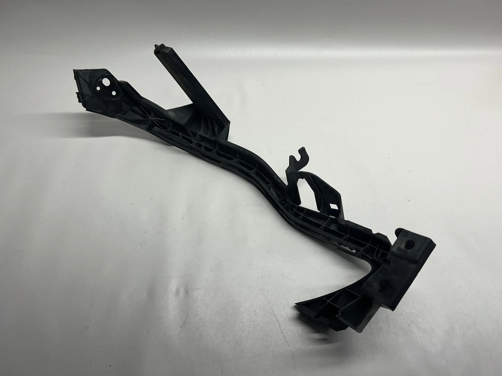 фото №12, Subaru xv направляющая лампы правая сторона 57707aj220 2016