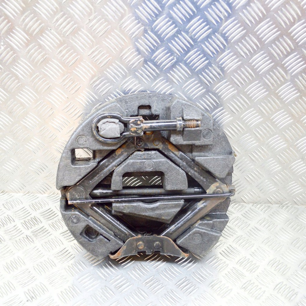 фото №1, Ford focus 2012 домкрат автомобильный