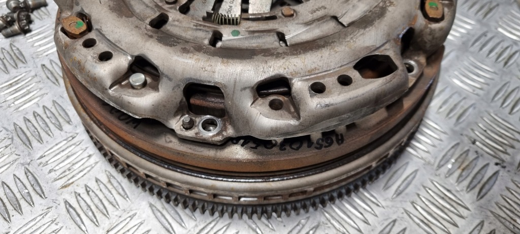 фото №16, Mercedes w906 зчеплення маховик з двома масами комплект 2.2d 651 27 tyś пробіг a6510305105