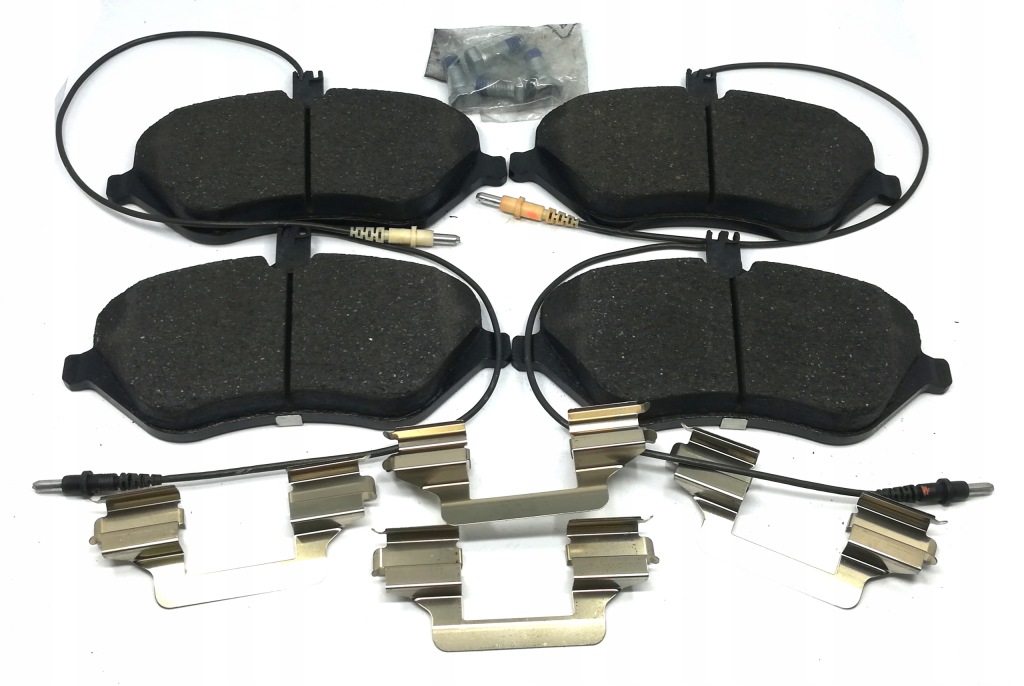 фото №1, Гальмівні колодки гальмівні перед peugeot 407 607 425348 oe!