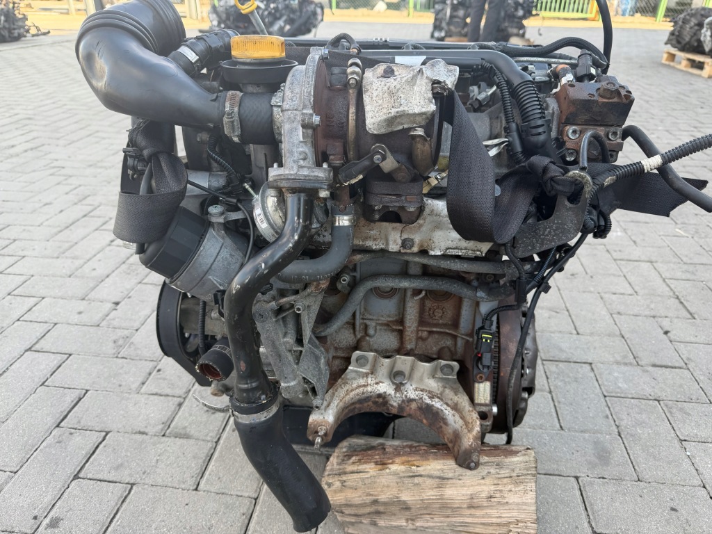 Комплектный  двигатель 1.3 jtd 85km fiat doblo fiorino euro 5 199a9000 133tyś km Киев