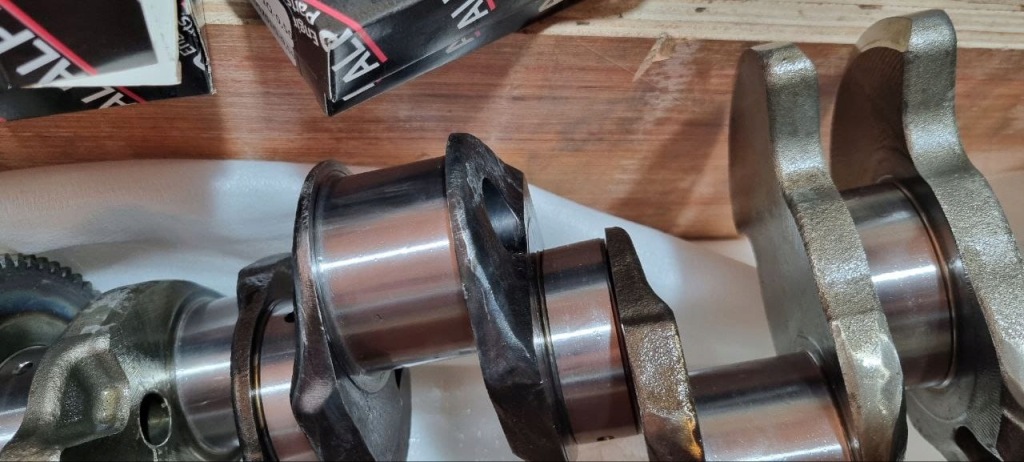 Wał колінчастий audi q7 4l ccga ccg 6.0 tdi v12 05a101e 05a105101e набір Київ