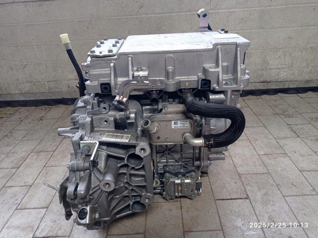 Двигун електричний renault megane v e-tech 6am-402 290030857r як новий Недорого