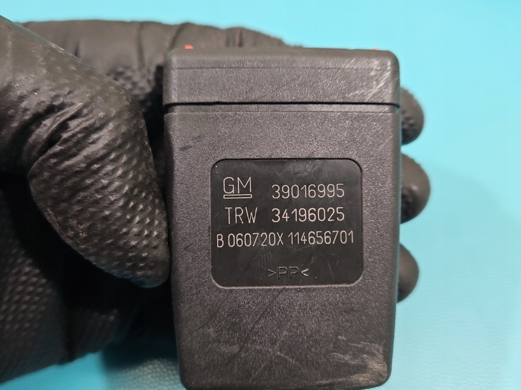 Ремінь безпеки перед правий пасажира opel astra v k 34196991 Київ