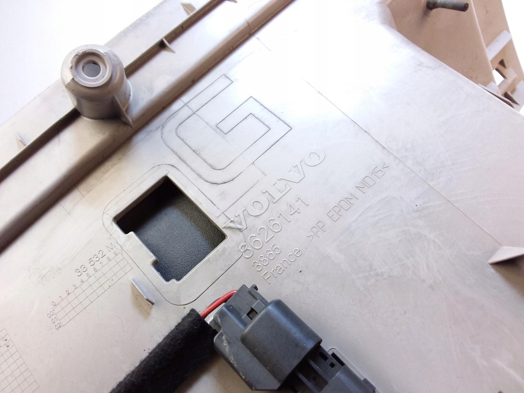 фото №5, Volvo s40 ii бардачок пассажира панели 8626141