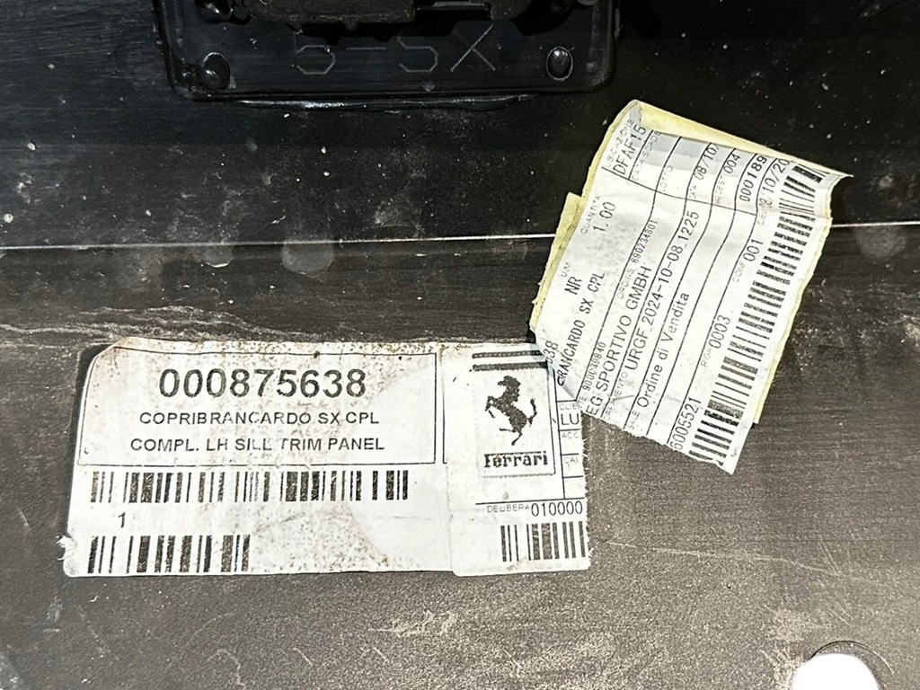 фото №12, Ferrari purosangue молдинг поріг поріг lh 875638