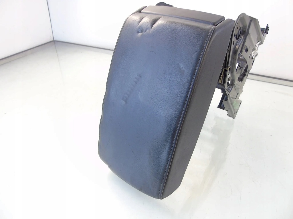 фото №5, Підлокітник шкіра skoda octavia ii 1z0864207