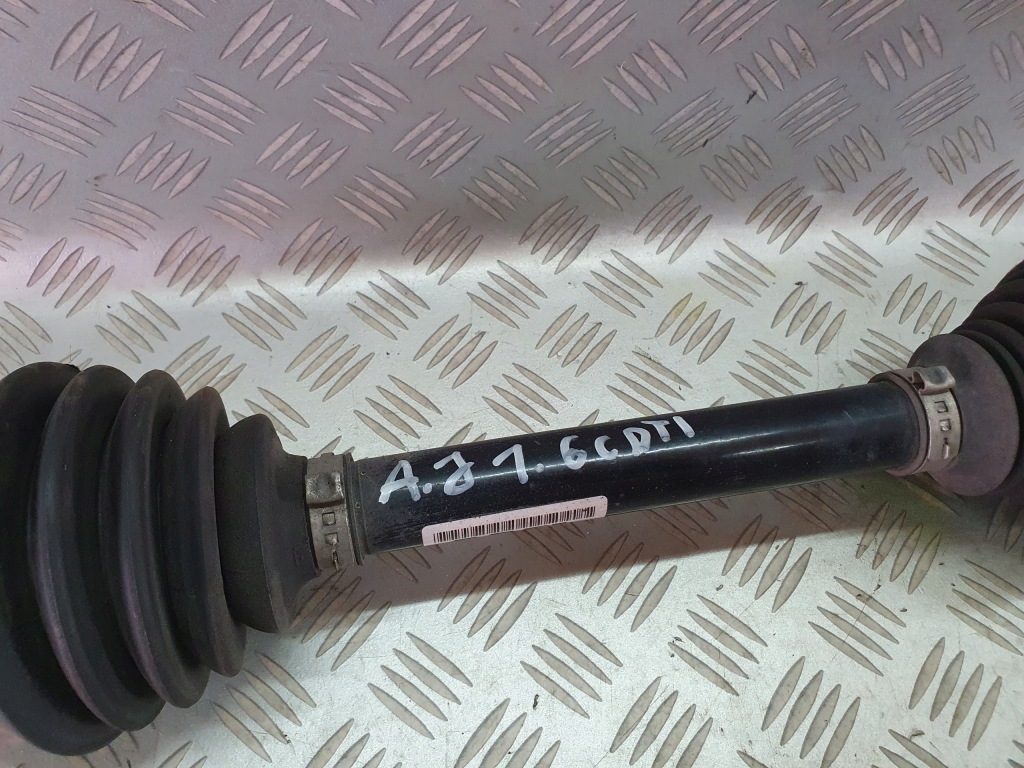 Привідний вал ліва opel astra j 1.7 cdti в Україні