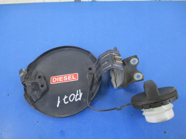 фото №2, Toyota yaris ii крышка заливной топлива 8p4 +крышка